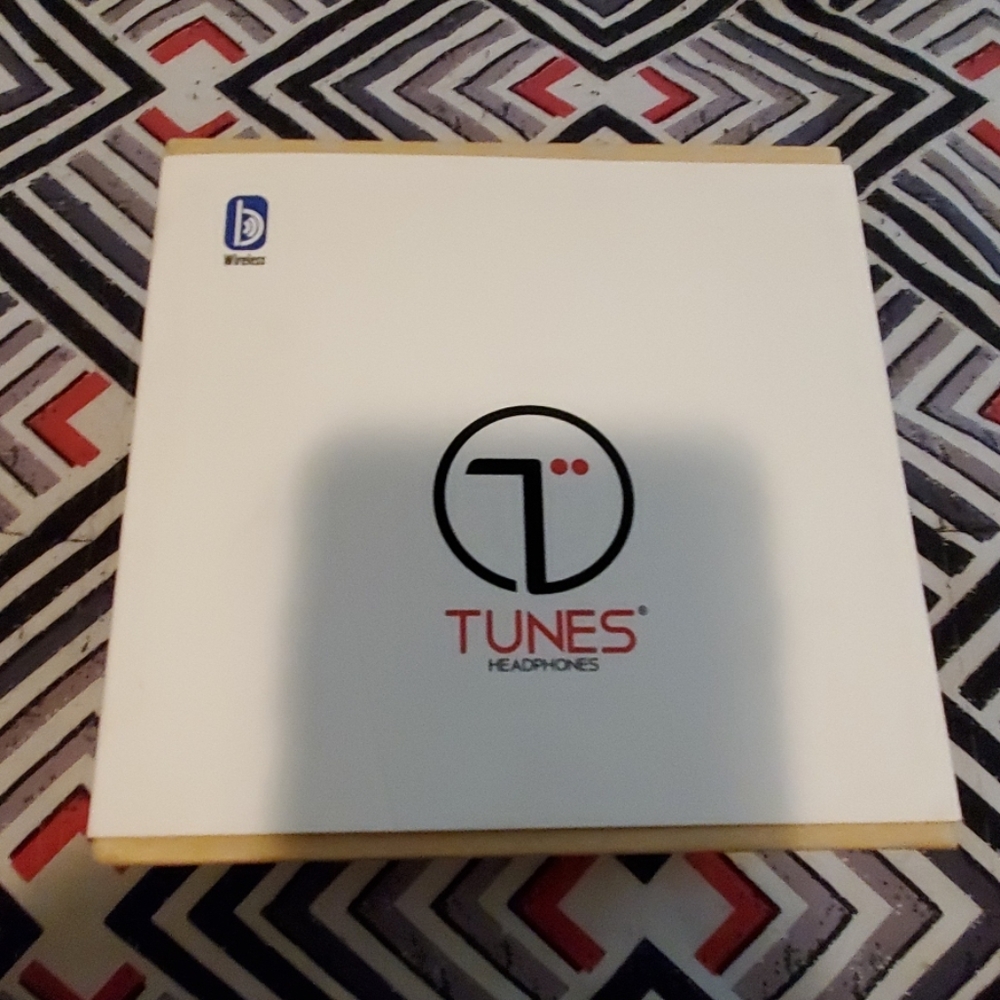 Tunes Bluetooth wireless speakers